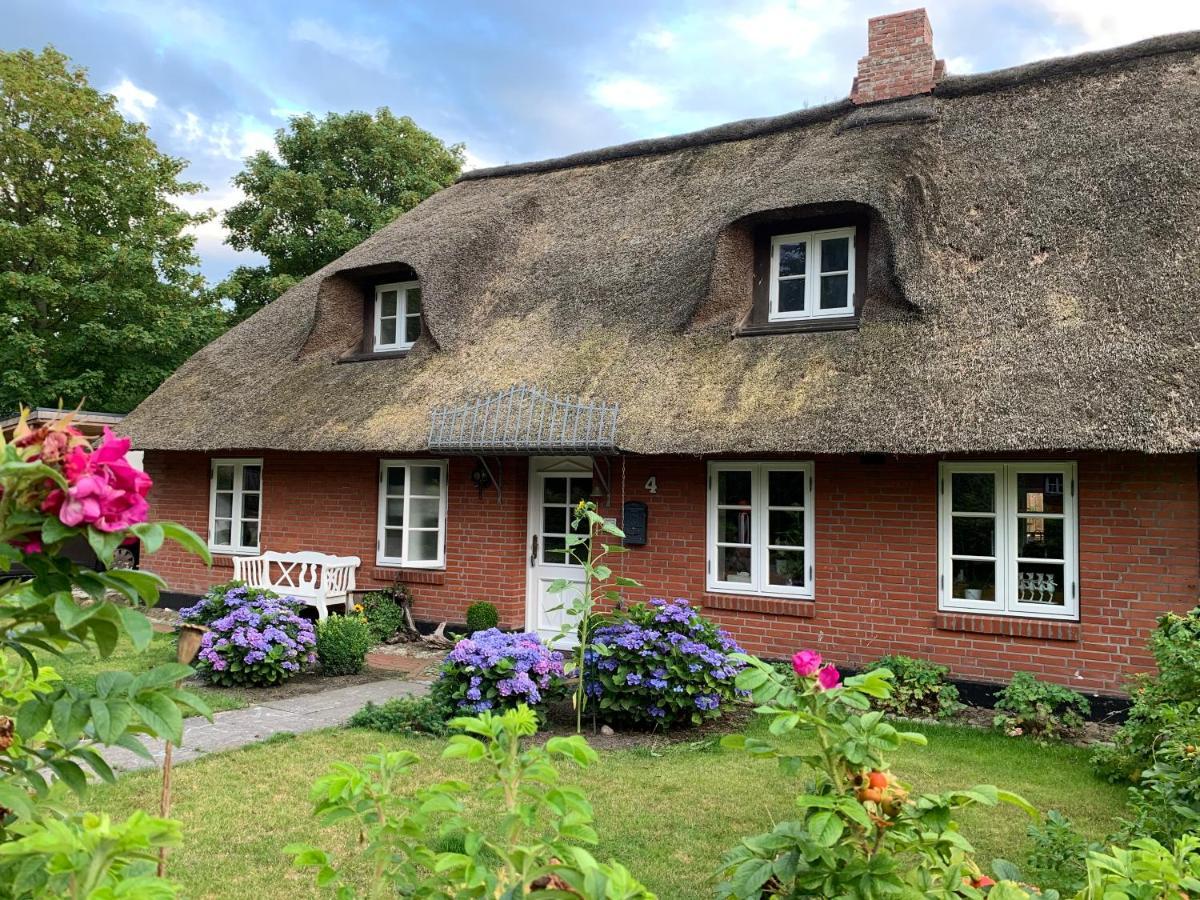 Nordsee-Traum Unter Reet Almdorf Bagian luar foto