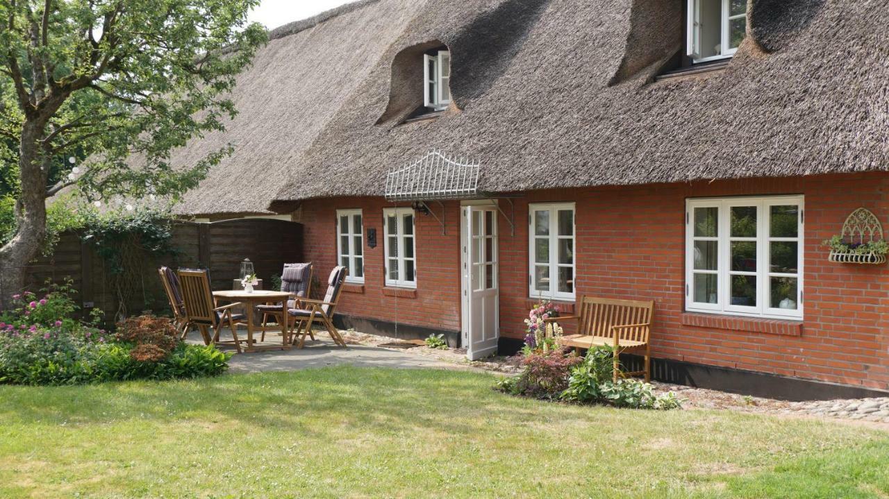 Nordsee-Traum Unter Reet Almdorf Bagian luar foto